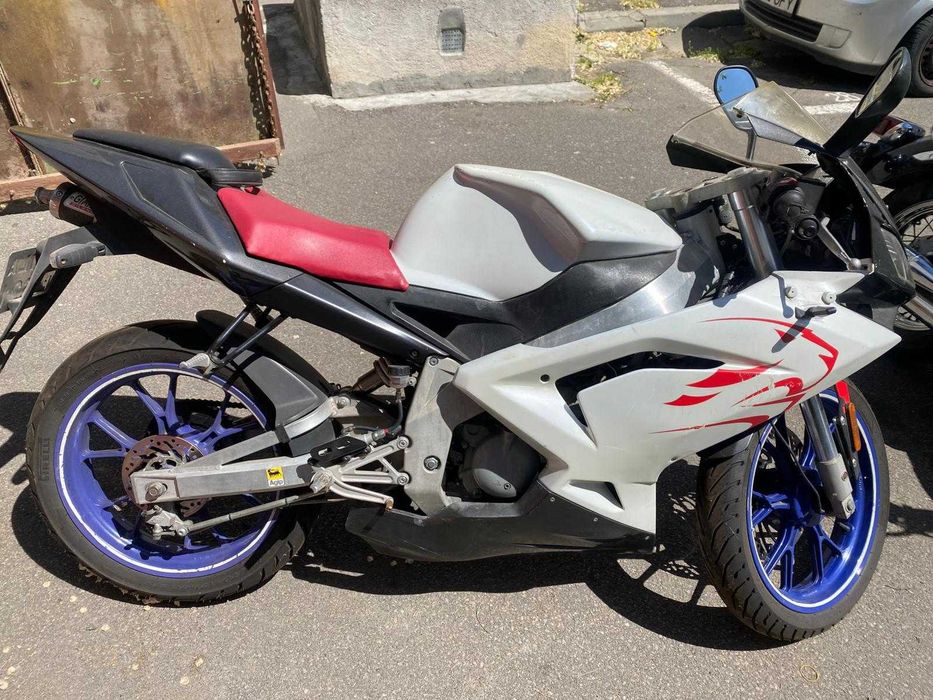 Aprilia 50 RS Motocicleta