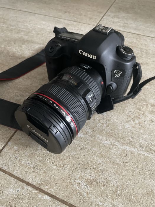 Canon eos 5d mark III + 24-105 mm f/4 lens
