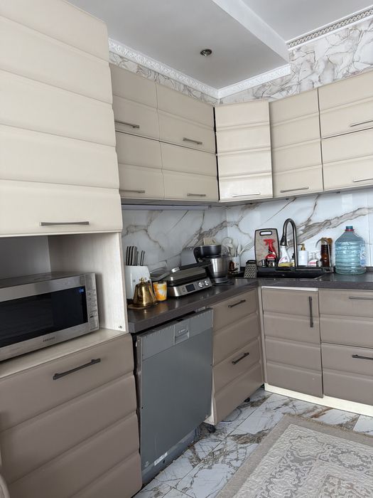 Продам кухонный гарнитур