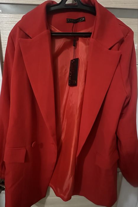 Одежда, платья и костюм