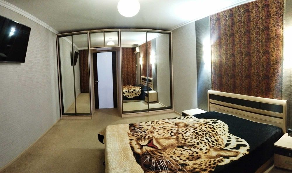 Продам трёхкомнатную квартиру