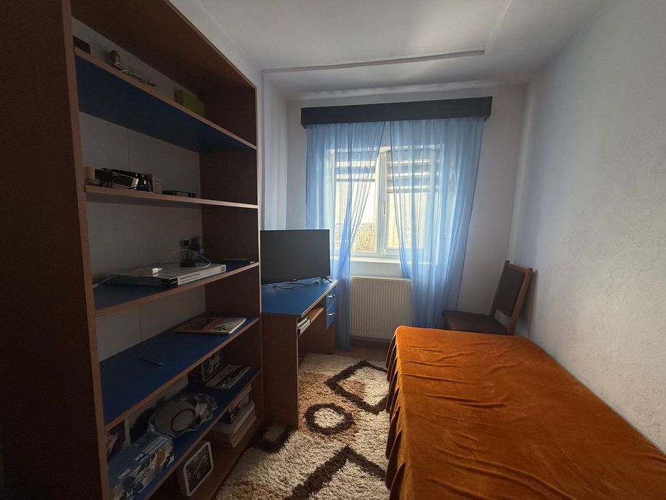 Apartament micro 4 decomandat 3 camere