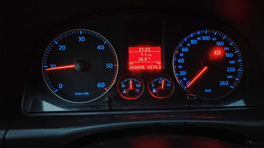 VOLKSWAGEN Touran 2003 — imagine 2