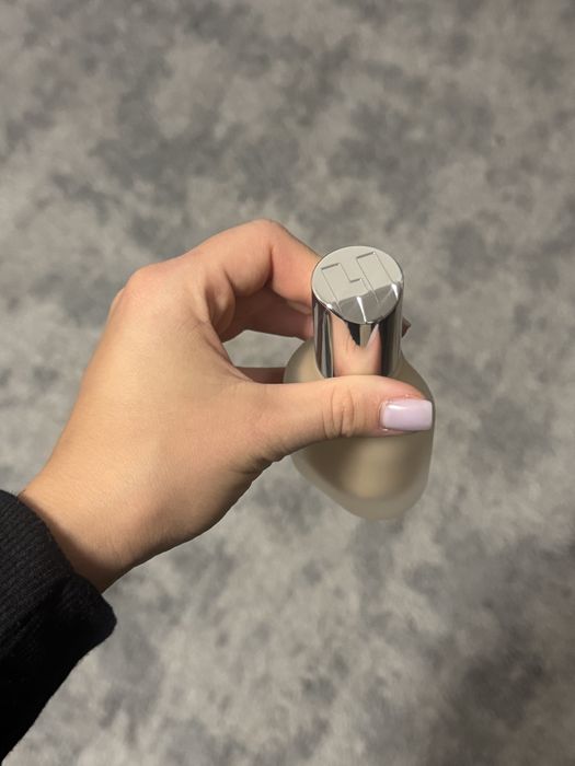 Фон дьо тен на марката Haus Labs