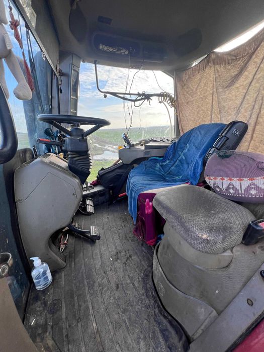 CASE IH MAGNUM 340 Tractor Agricol