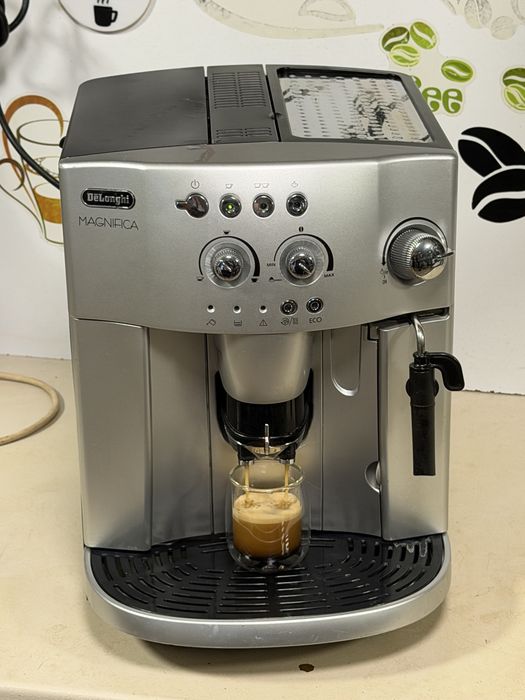 Кафемашина кафе автомат delonghi magnifica с гаранция