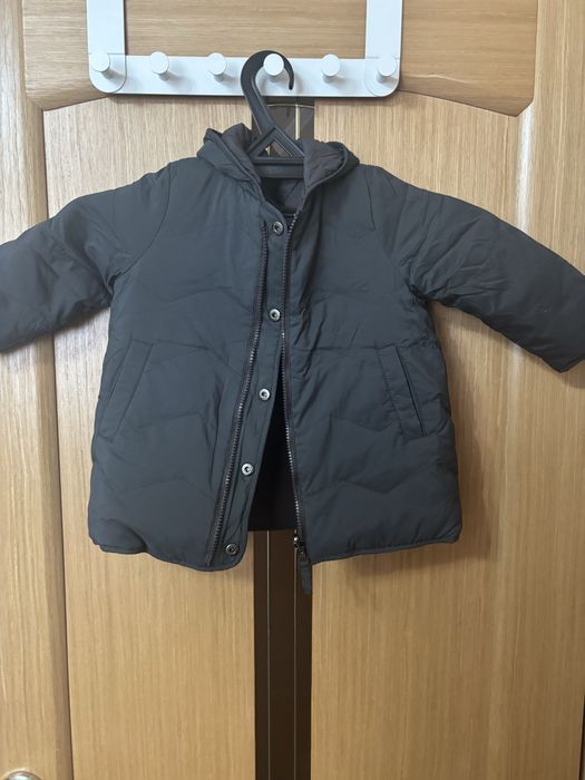 Продам куртки зимние весенние