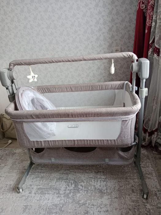 Кравать для новорожденных и колыбел