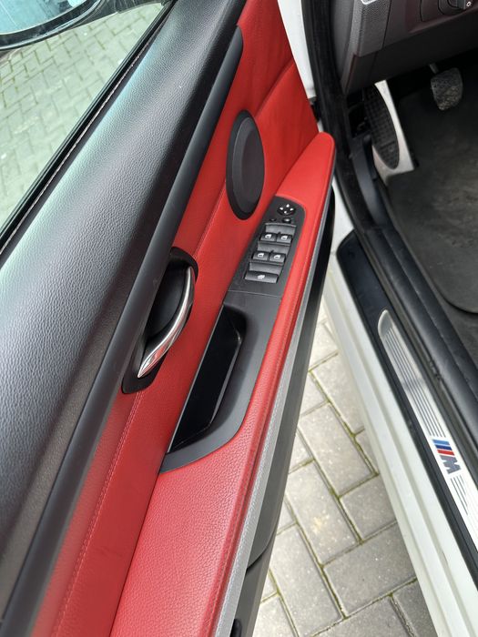 Bmw E93 Mpachet interior-eterior 325 D M57