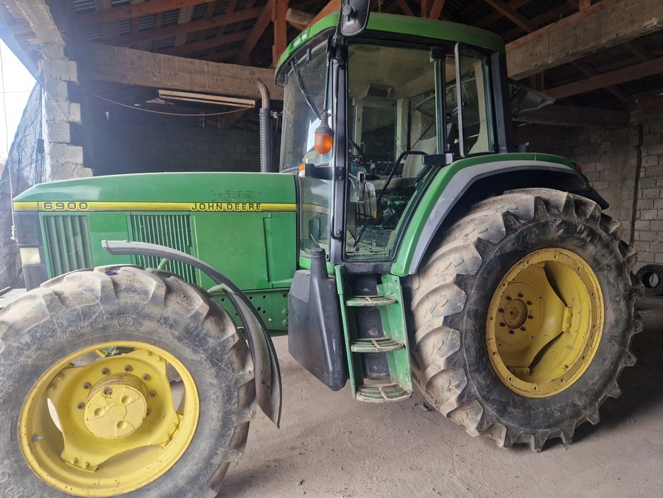 Tractor john deere 6900