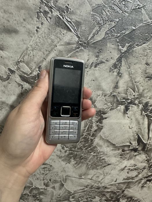 Продам Nokia 6300.