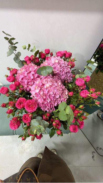 Гүл карзинадағы бу