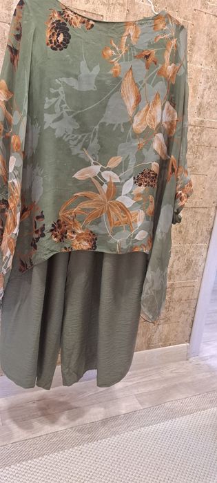 Продается костюм - двойка