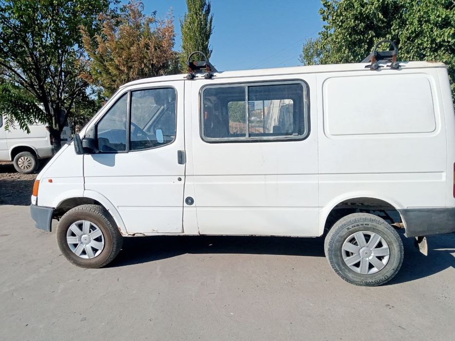 Fort yili 1990 yoqilgi turi metan mator benizin motor yurib turgan