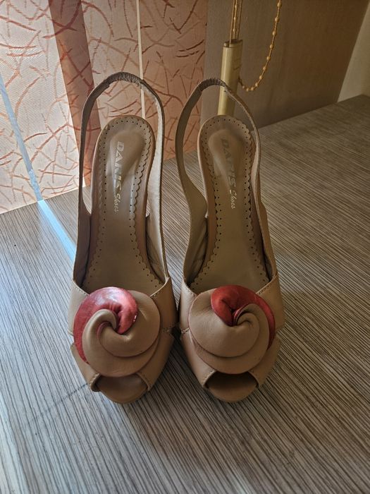 Елегантни естествена кожа