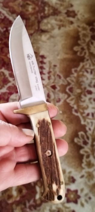 Cuțit puma original 700 lei