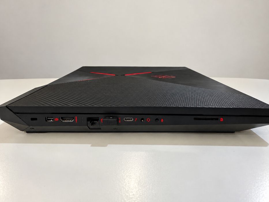 Laptop Gaming HP OMEN 17 – Intel Core i7, GTX 1060 6GB, Full HD 120Hz, SSD + HDD
