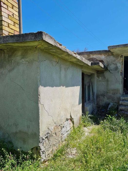 Къща за продажба