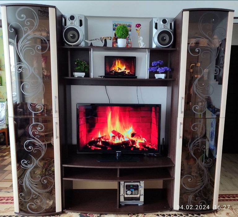 Шикарная стенка горка Венеция.