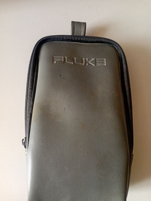 Продаётся мультиметр FLUKE