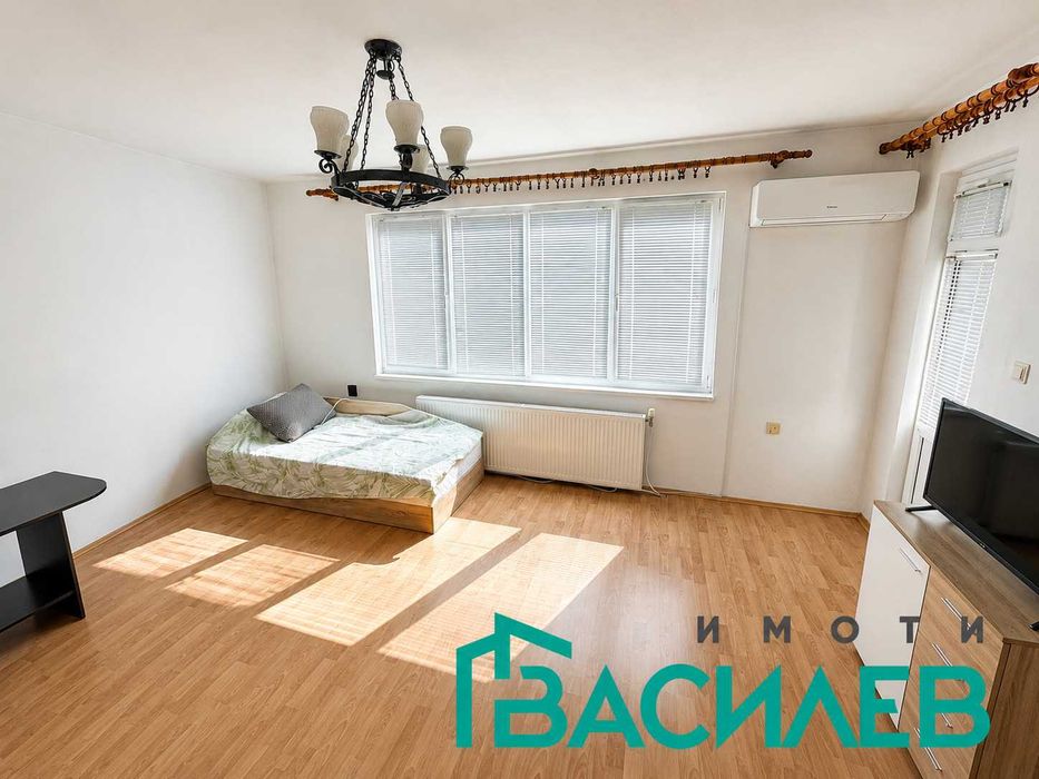 Продава МНОГОСТАЕН област София, гр. Сливница