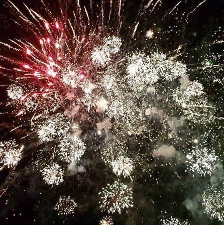 Jocuri de artificii exterioare!