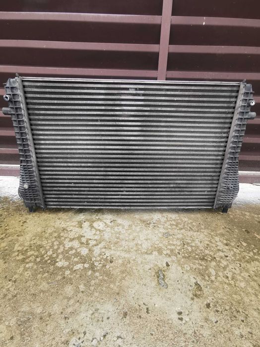 Vând intercooler passat b6 2.0 TDI