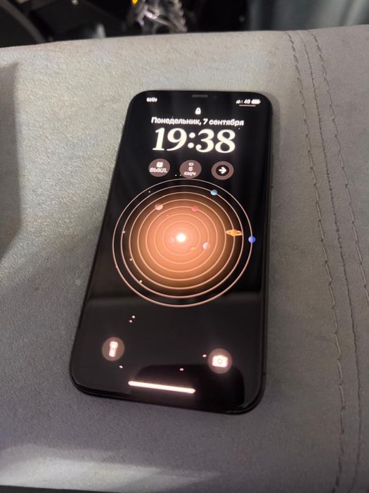 Продам iphone 11 pro 64gb