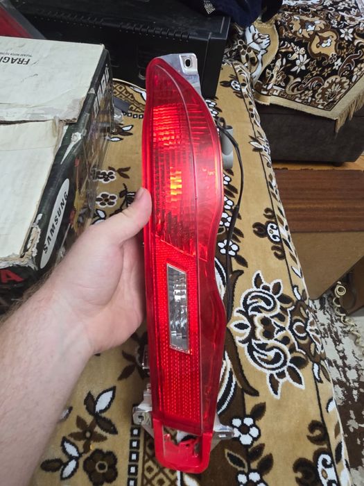 Фары задние на БМВ 645