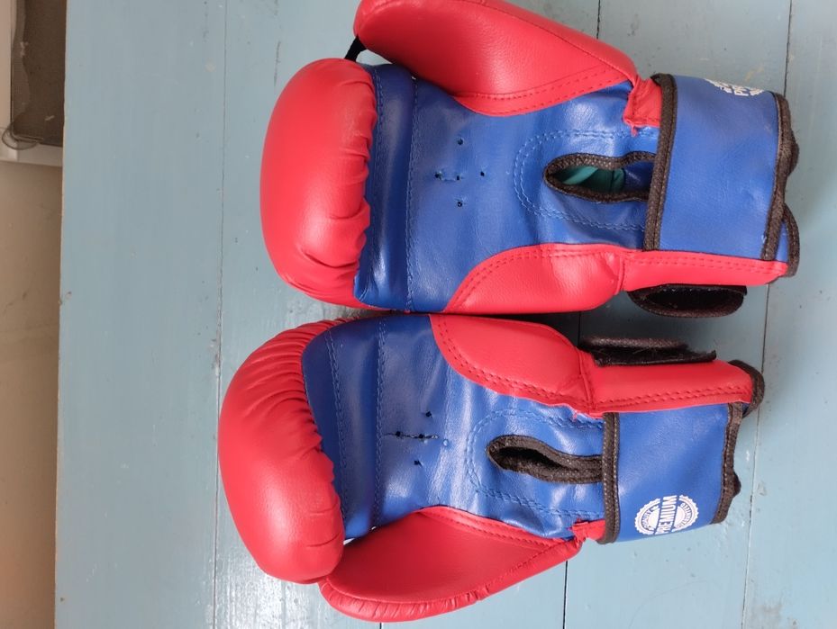 Боксерский перчатка бинт шлем сатылады