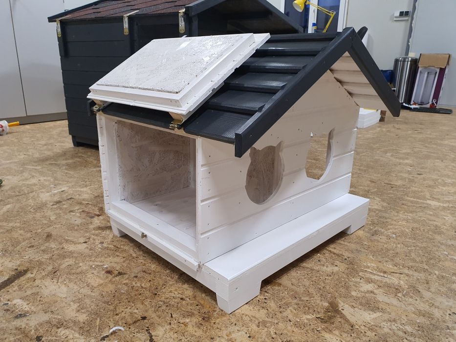 Cusca pisici, casuta lemn masiv