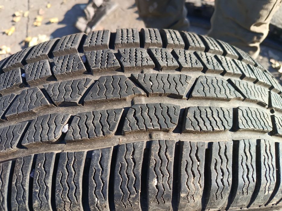 Anvelopa 215/60/R16 Continental Iarna Audi A1 8X (2010 - 2014)