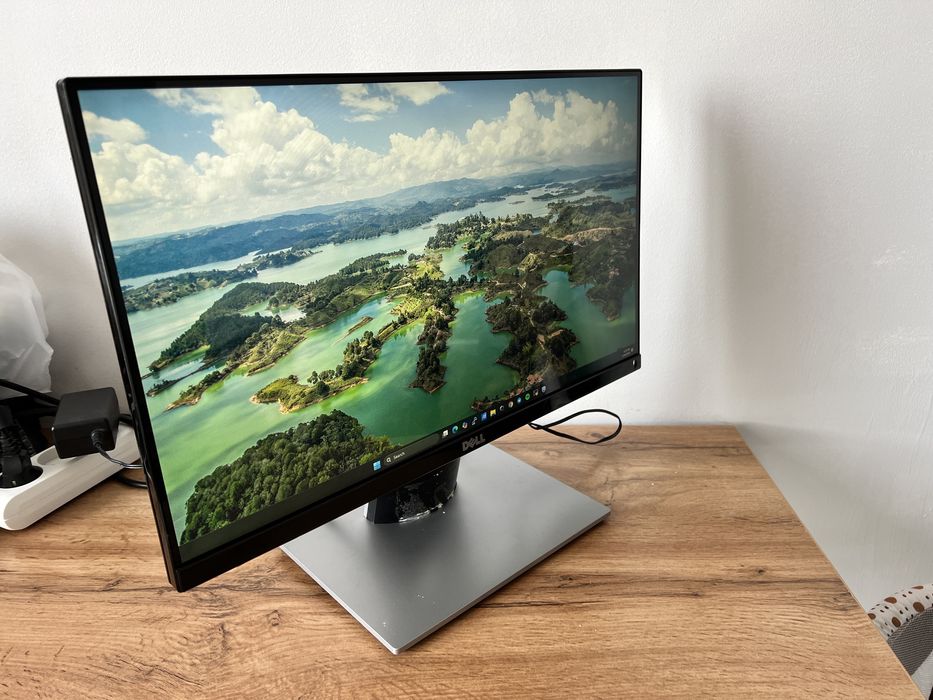 Продается монитор Dell-S2216H