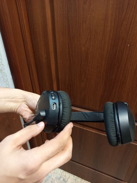 Наушники Hyper X Cloud Stinger Core Wireless