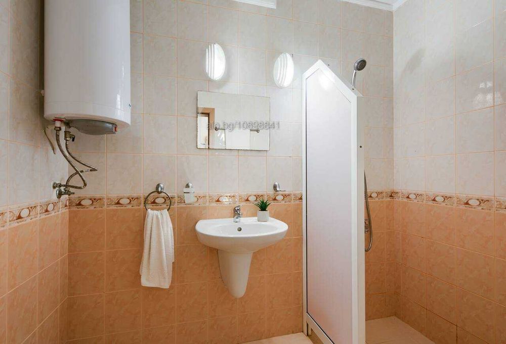 Продава се Тристаен апартамент в Свети Влас - 82 кв.м за 678 €/кв.м - Снимка #11