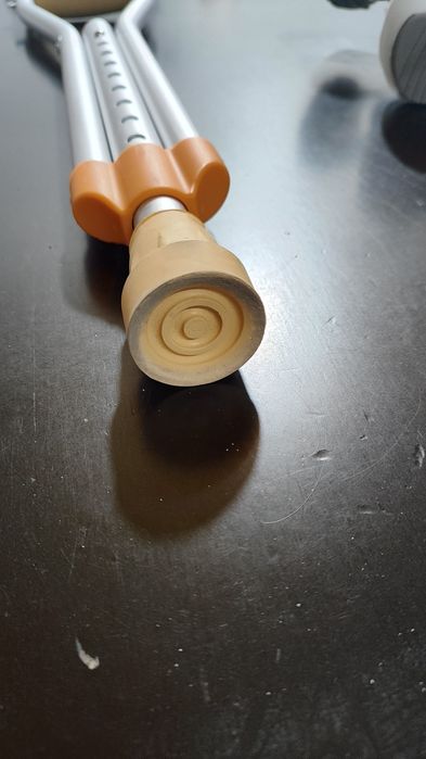 Костыли укороченные