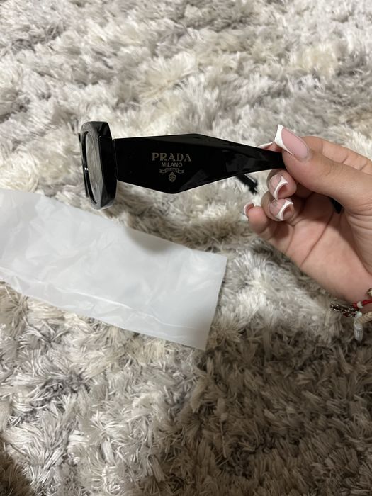 Ochelari de soare Prada
