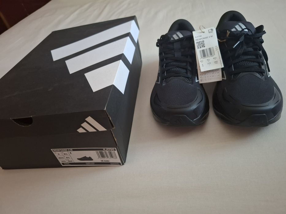 Маратонки  Adidas  оригинални