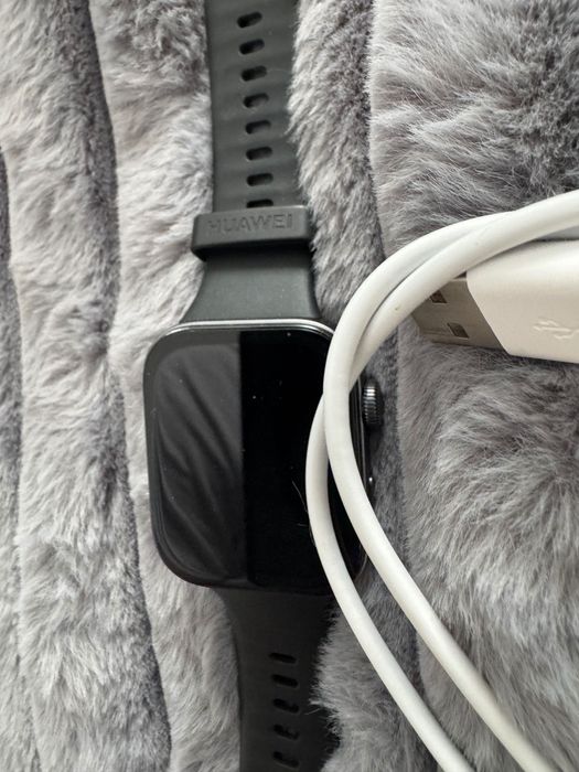 Smartwatch si electronice