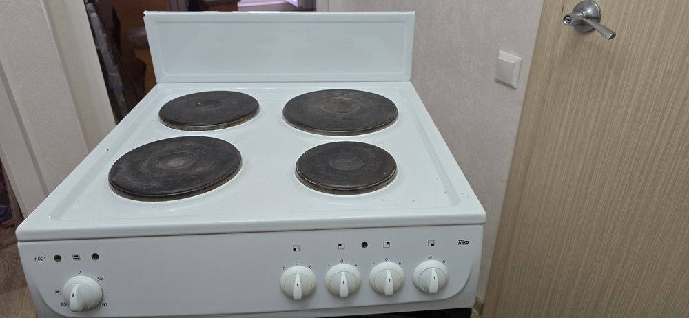 Продается электроплита б/у