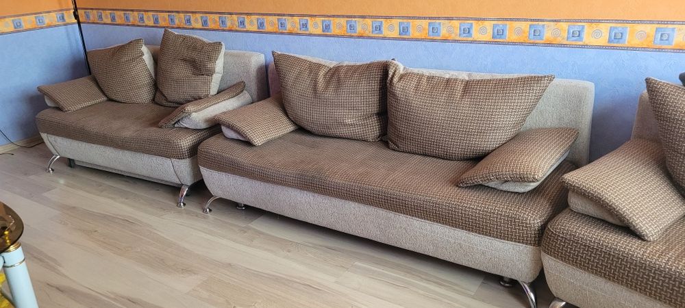 Продаю мягкий уголок 3-2-1