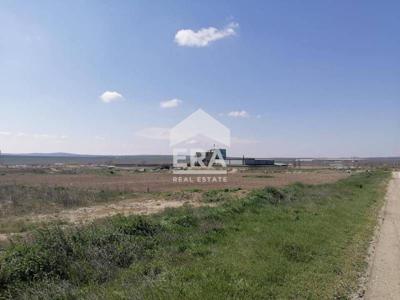 Продава се Парцел в Игнатиево - 4788 кв.м за 34 €/кв.м - Снимка #2