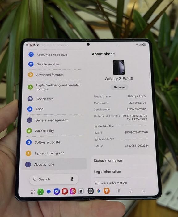 Samsung Z Fold 5 de 512 GB si 12 RAM