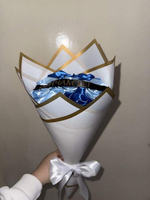 Евтини сатенени букети