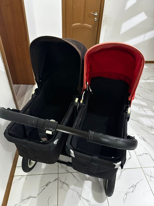 Коляска для двойни Bugaboo