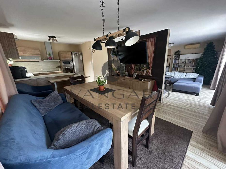 оф.21389 Луксозна Къща Коматево