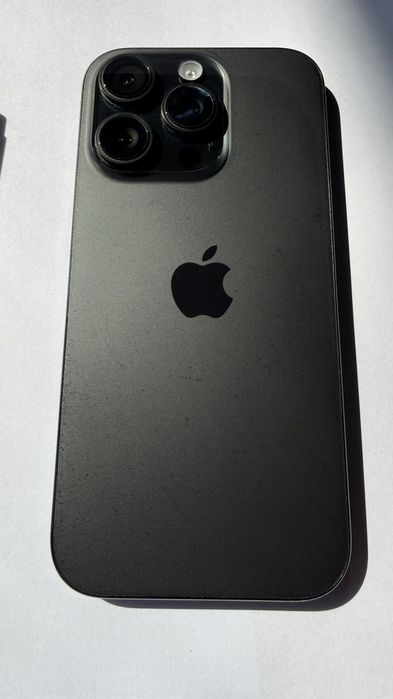 Iphone 16 pro black titanium