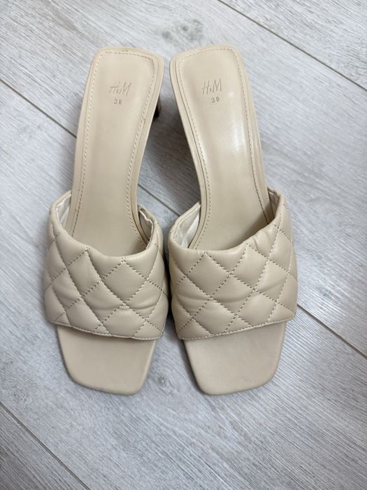 Босоножки на лето