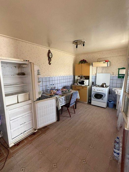 Продаётся СВОЙ дом с участком 2.7 сотки. Азербайджанский центр