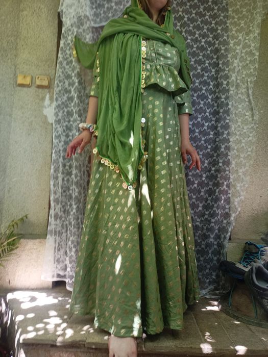 Индийски копринени одежди Нови с етикет